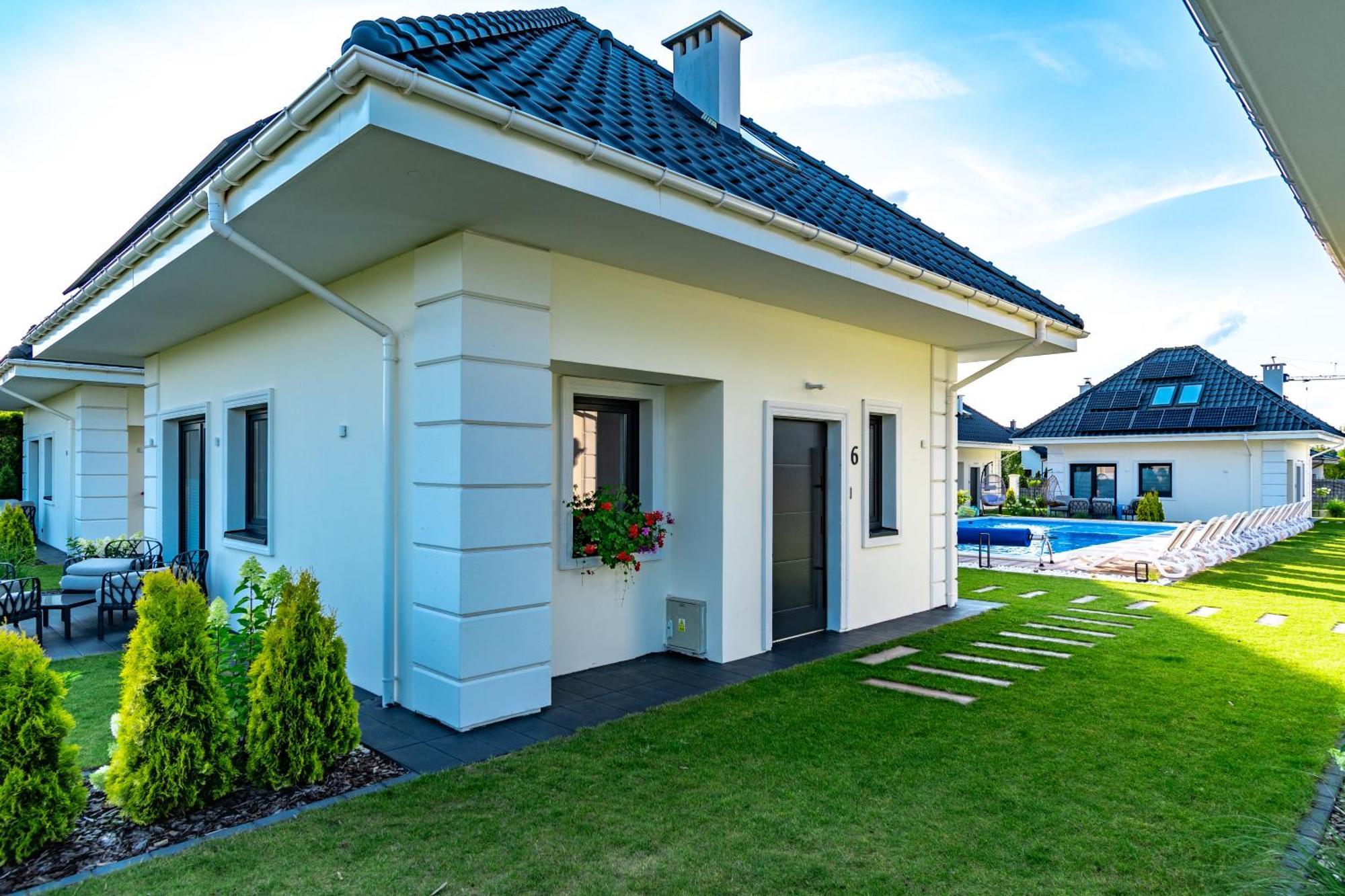 Family Resort Ustka - Domki Dwupoziomowe Z Basenem 외부 사진