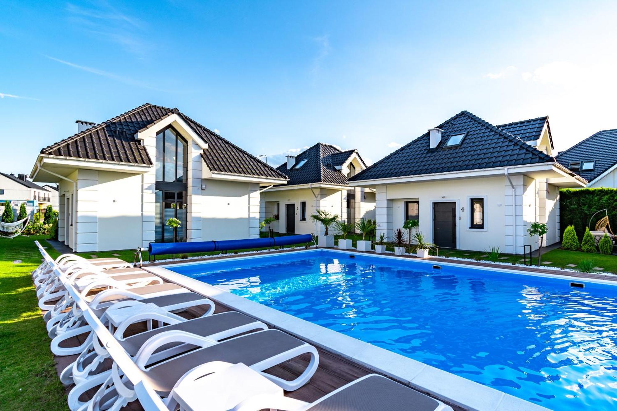Family Resort Ustka - Domki Dwupoziomowe Z Basenem 외부 사진