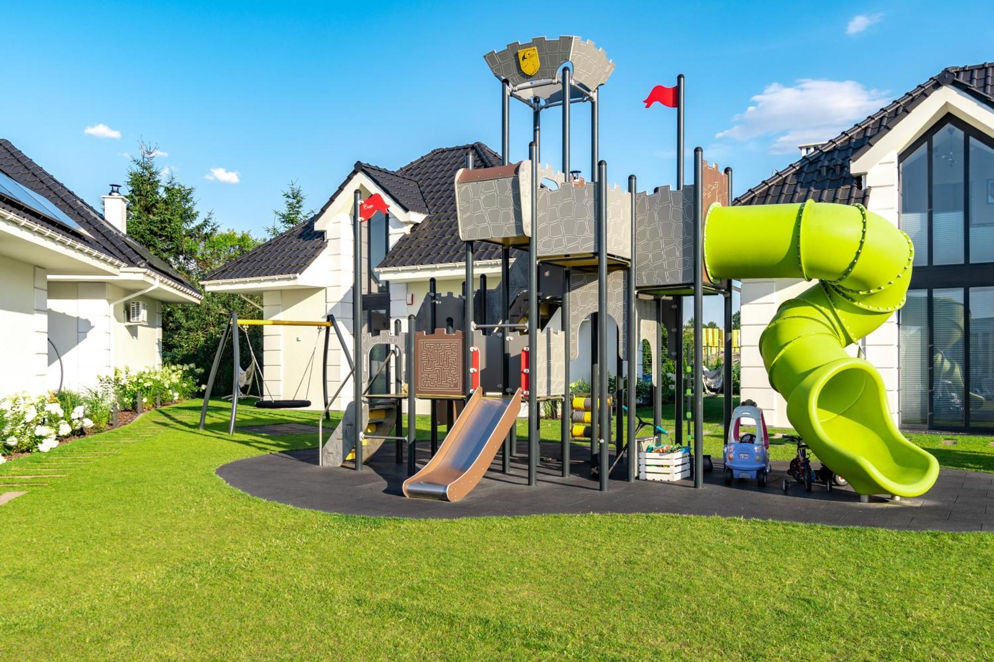Family Resort Ustka - Domki Dwupoziomowe Z Basenem 외부 사진